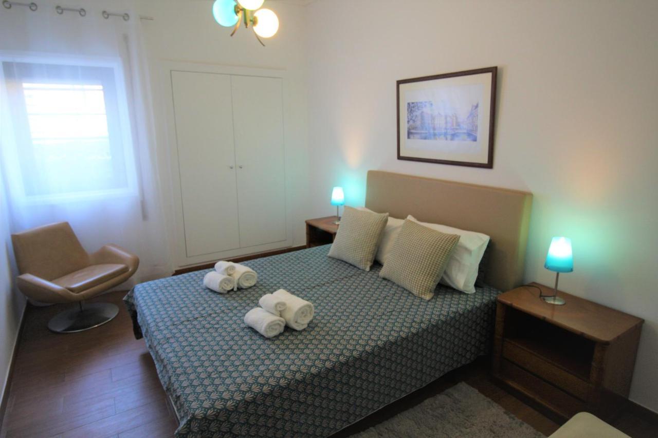 Quiet And Central Apartment Aveiro Bagian luar foto